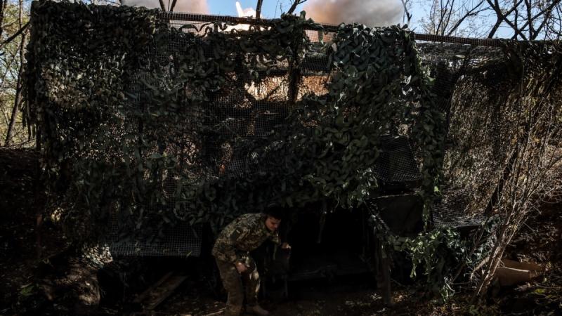 Генеральний штаб Збройних Сил України повідомляє, що з початку доби зафіксовано 79 бойових зіткнень, зокрема, найбільша активність спостерігається на Курахівському фронті.