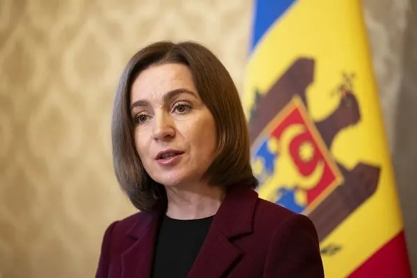 Президентка Майя Санду потрапила під вплив землетрусу під час прямого ефіру: відеоматеріал | УНН