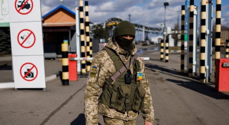 Пропускний пункт на кордоні з Румунією був закритий у зв'язку з атаками з боку Росії: деталі ситуації.