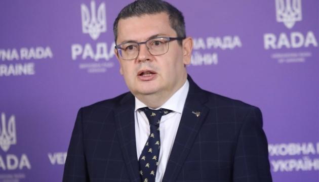 Для нового президента Сполучених Штатів важливо підготувати переконливі доводи на підтримку України, вважає депутат Верховної Ради.